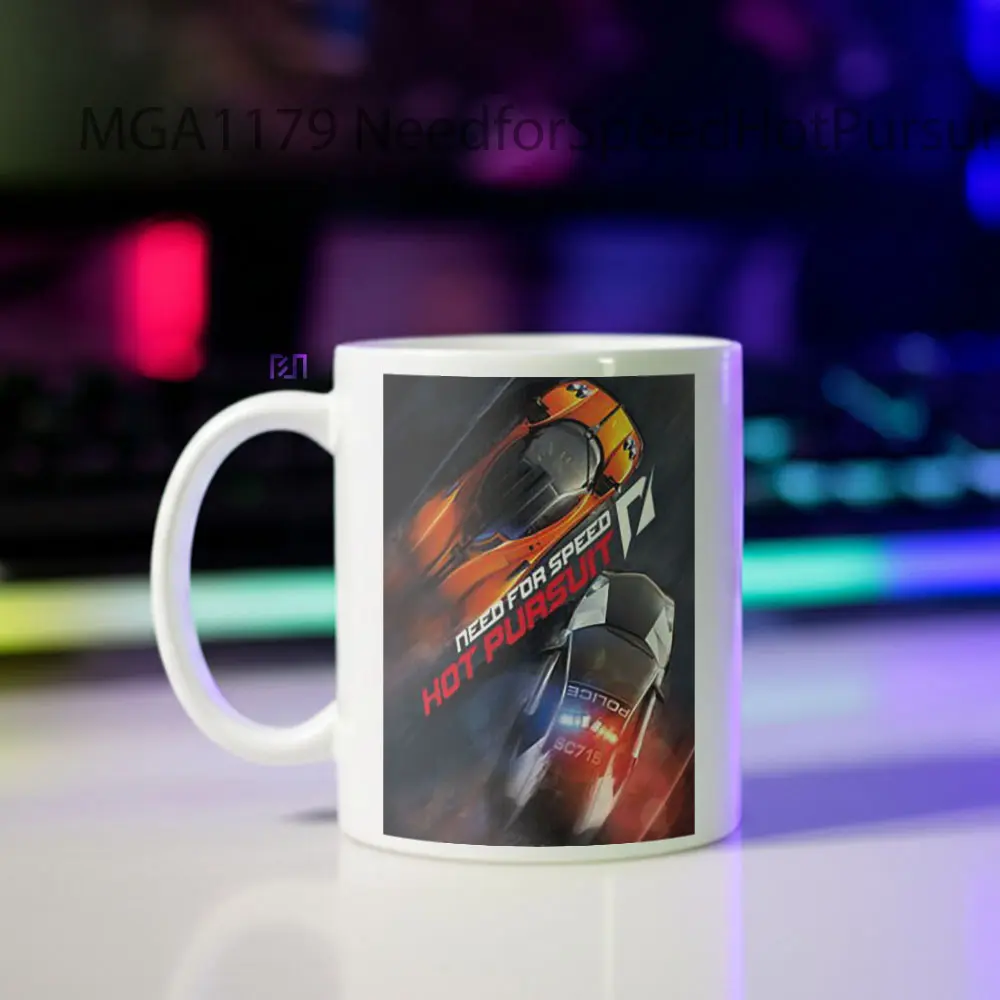 Need for Speed Hot Pursuit Game Mug - Sudut 2