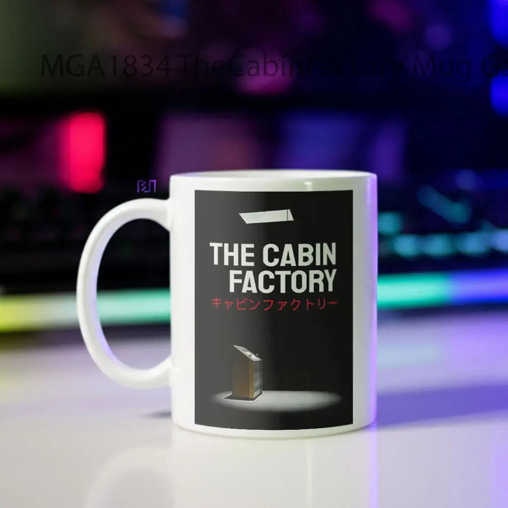 TheCabinFactory Game Mug - Sudut 2