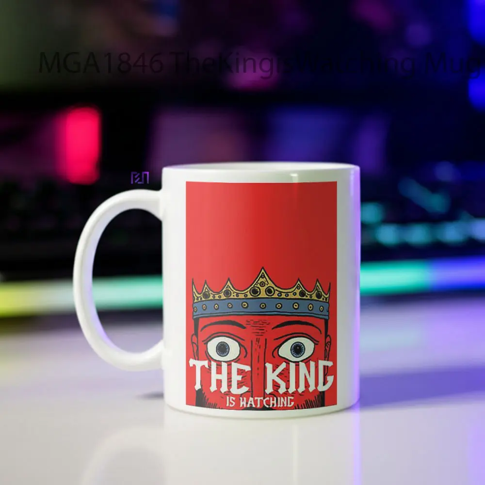TheKingisWatching Game Mug - Sudut 2