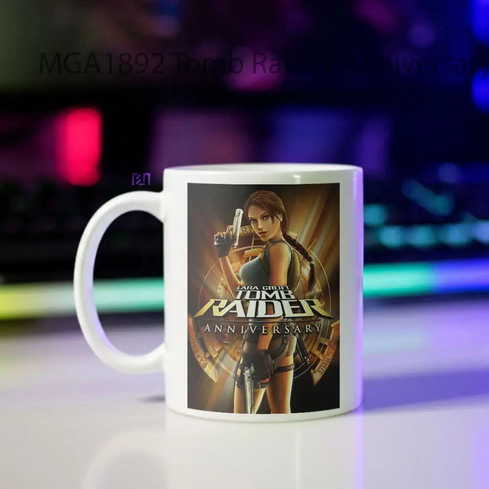 Tomb Raider Anniversary Game Mug - Sudut 2