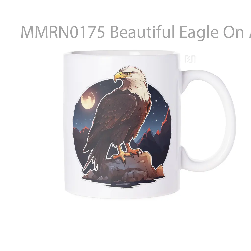 Beautiful Eagle On A Rock Gelas Keramik Mug