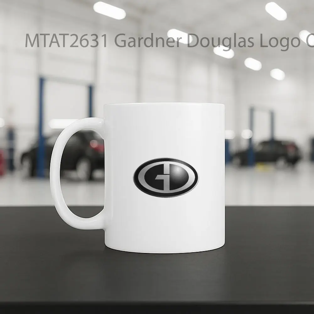 Gardner Douglas Logo Otomotif Mug - Sudut 2