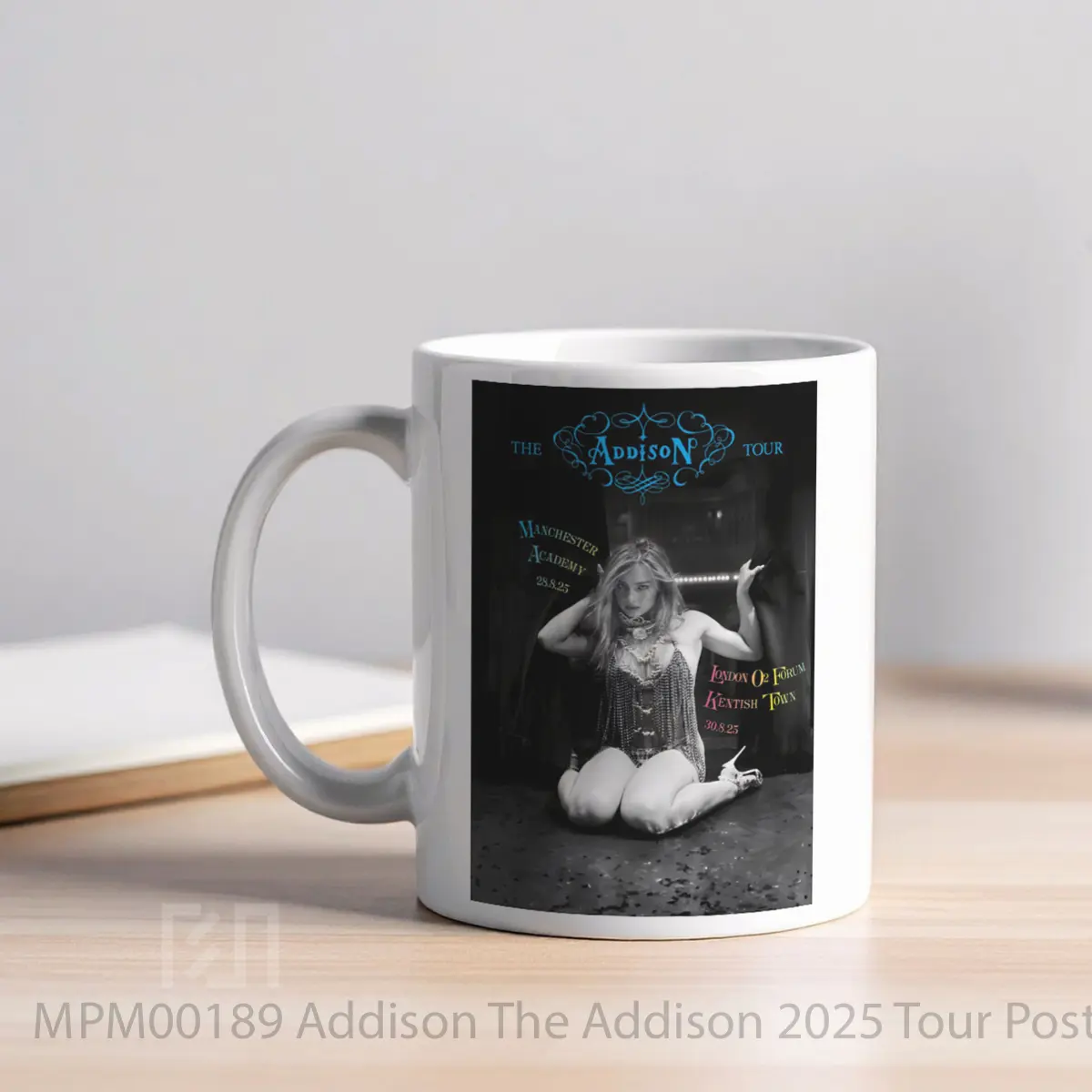Mug Addison The Addison 2025 Tour MPM00189 - All-side / Desain