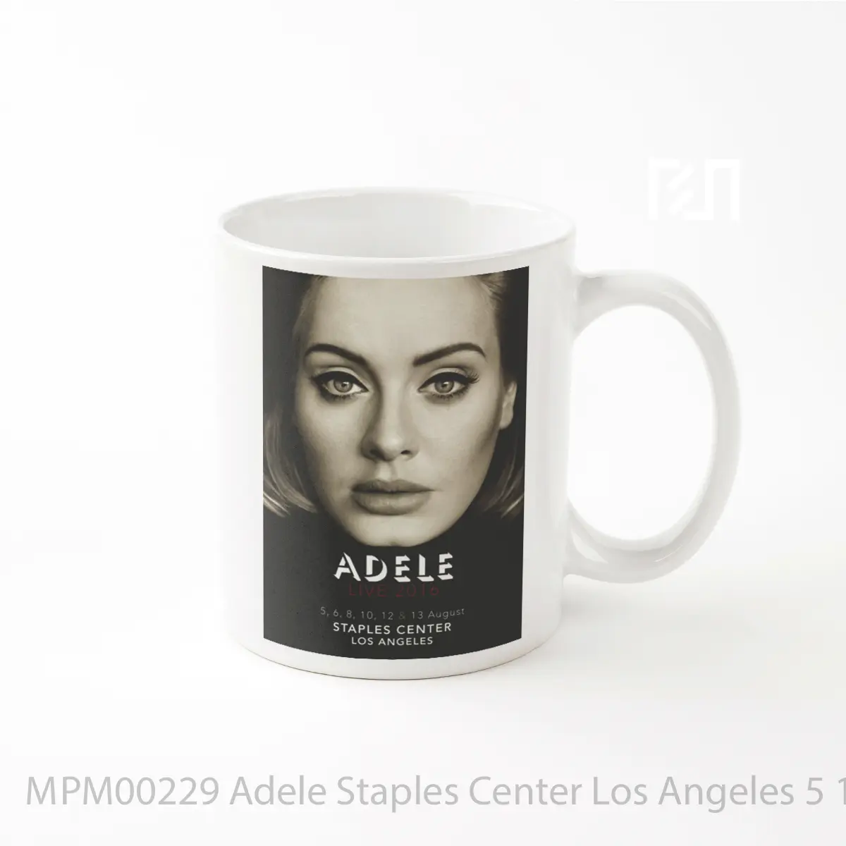Mug Adele Staples Center Los Angeles 5 13 August 2016 MPM00229