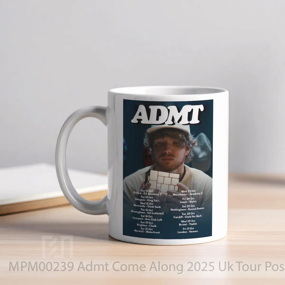 Mug Admt Come Along 2025 Uk Tour MPM00239 - All-side / Desain