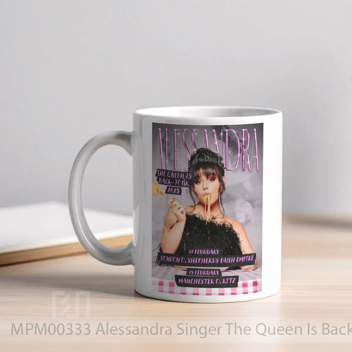 Mug Alessandra Singer The Queen Is Back 2025 Uk Tour MPM00333 - All-side / Desain