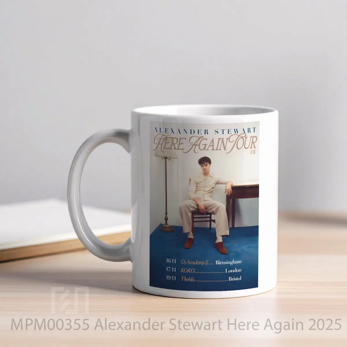 Mug Alexander Stewart Here Again 2025 Uk Tour MPM00355 - All-side / Desain