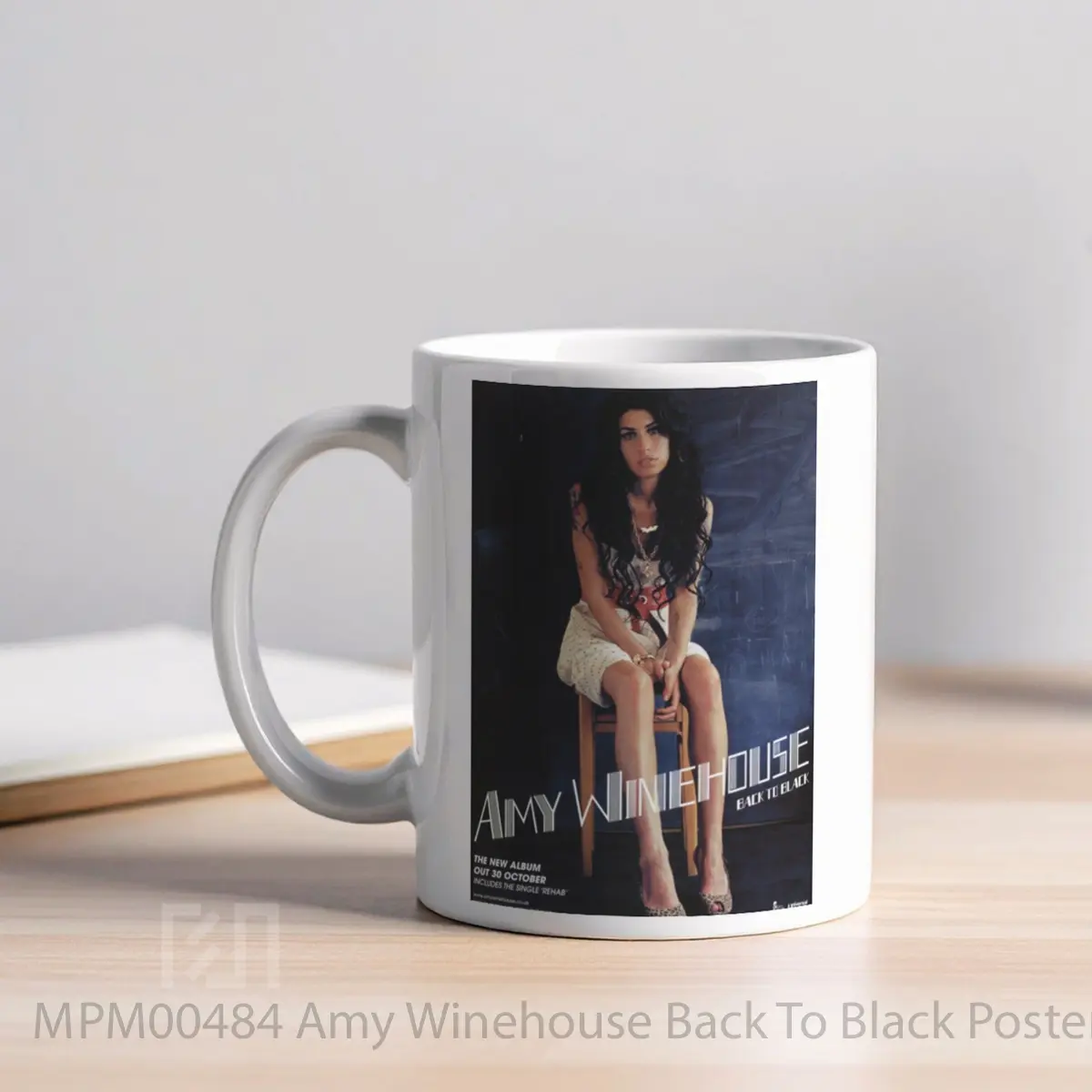Mug Amy Winehouse Back To Black MPM00484 - All-side / Desain