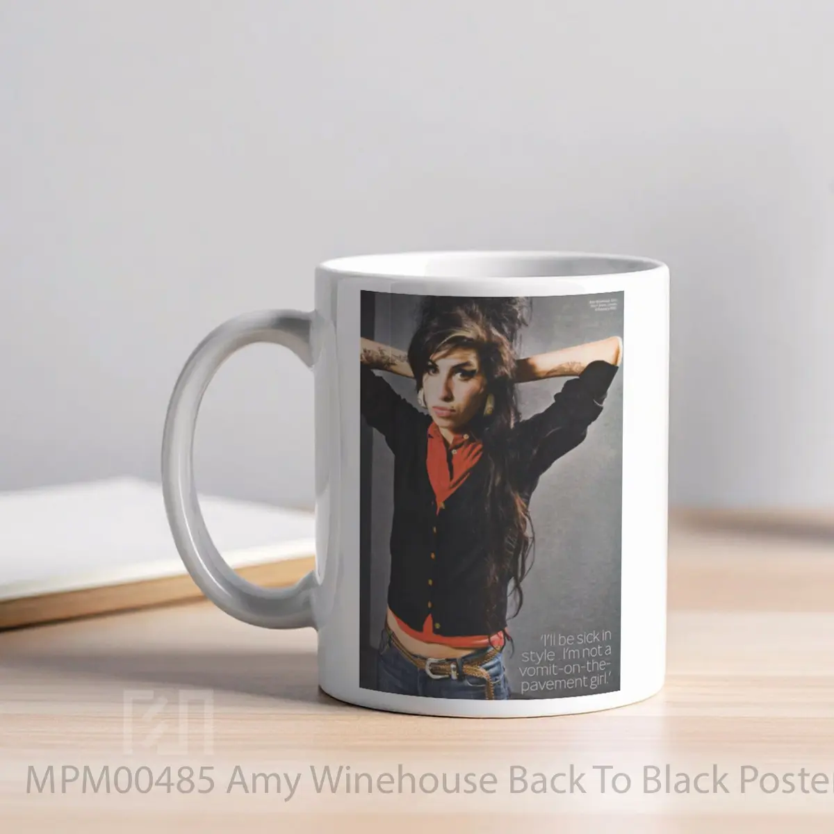 Mug Amy Winehouse Back To Black MPM00485 - All-side / Desain