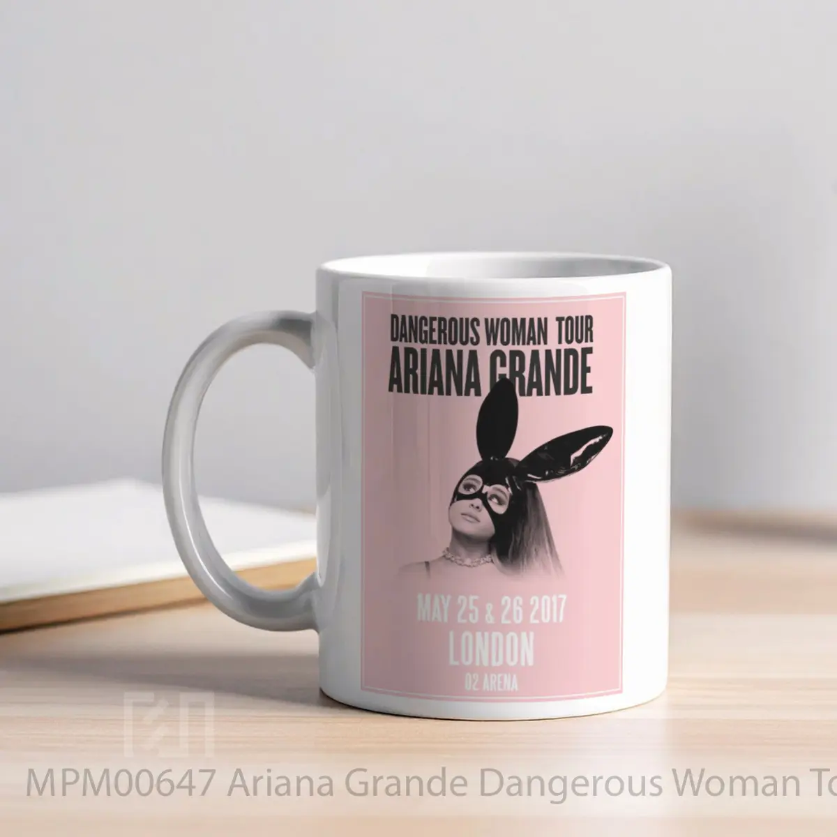 Mug Ariana Grande Dangerous Woman Tour London O2 Arena MPM00647 - All-side / Desain