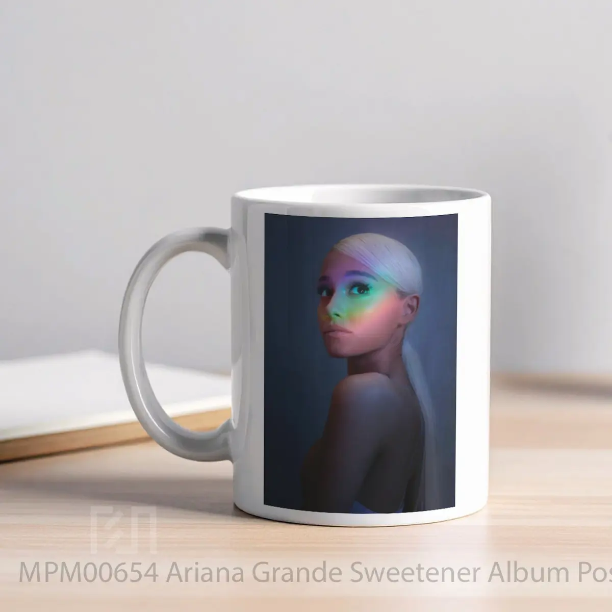 Mug Ariana Grande Sweetener Album MPM00654 - All-side / Desain