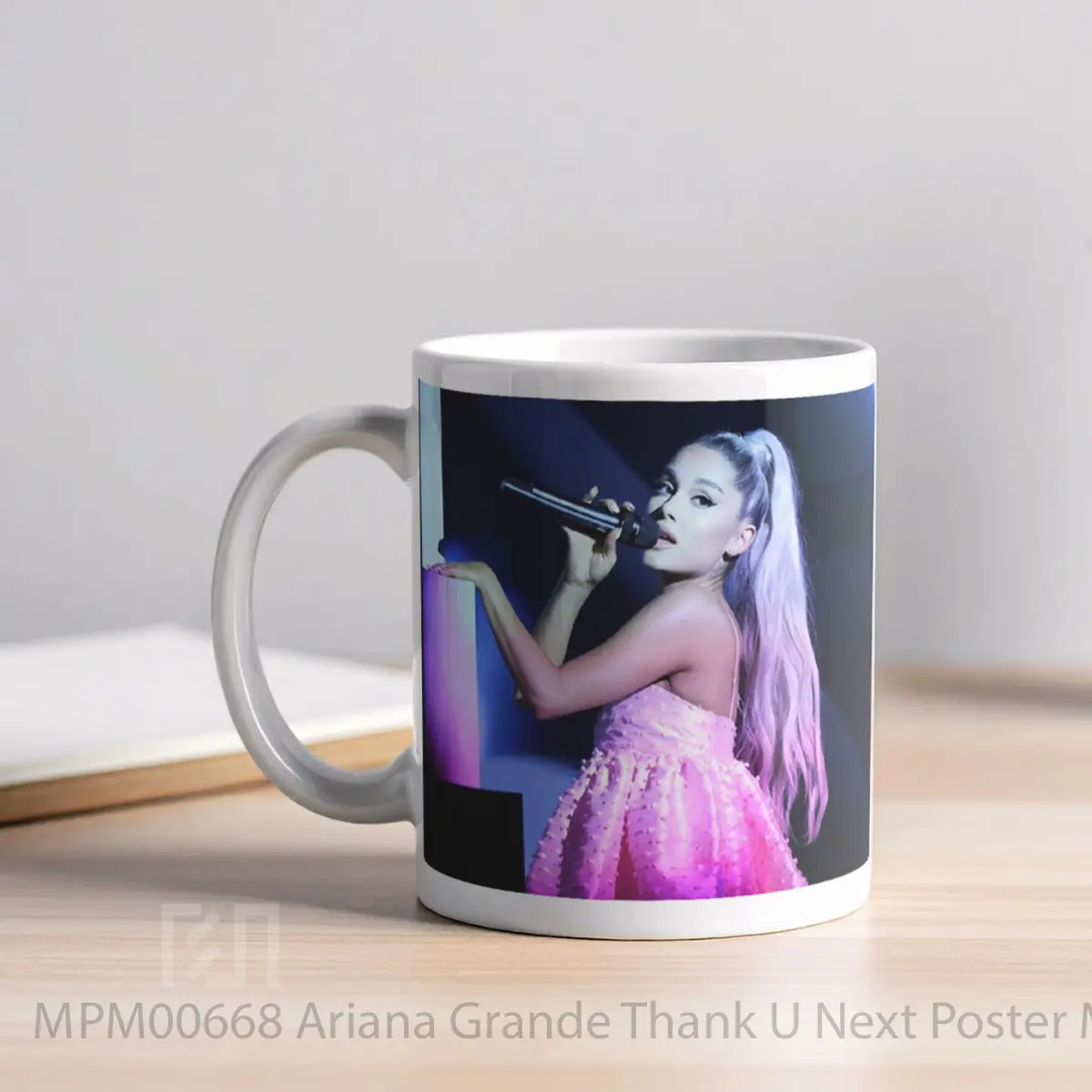 Mug Ariana Grande Thank U Next MPM00668 - All-side / Desain