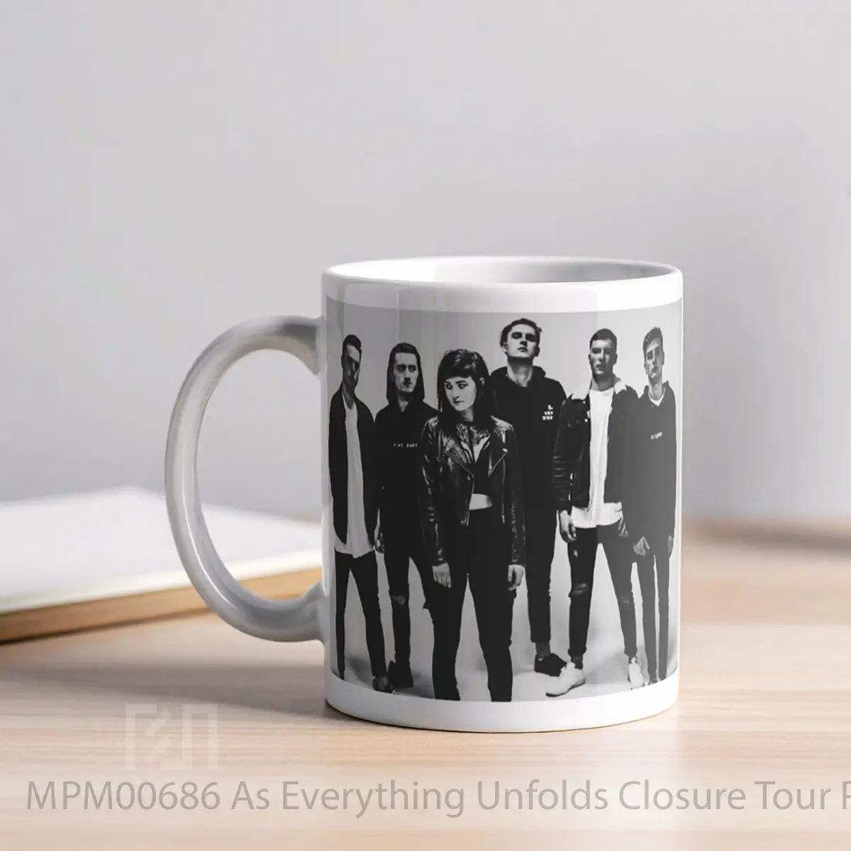 Mug As Everything Unfolds Closure Tour MPM00686 - All-side / Desain