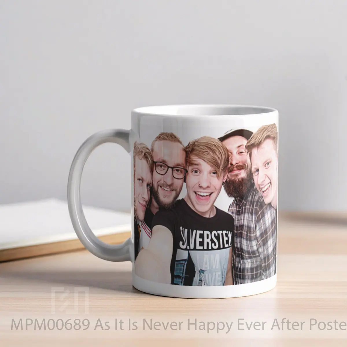 Mug As It Is Never Happy Ever After MPM00689 - All-side / Desain