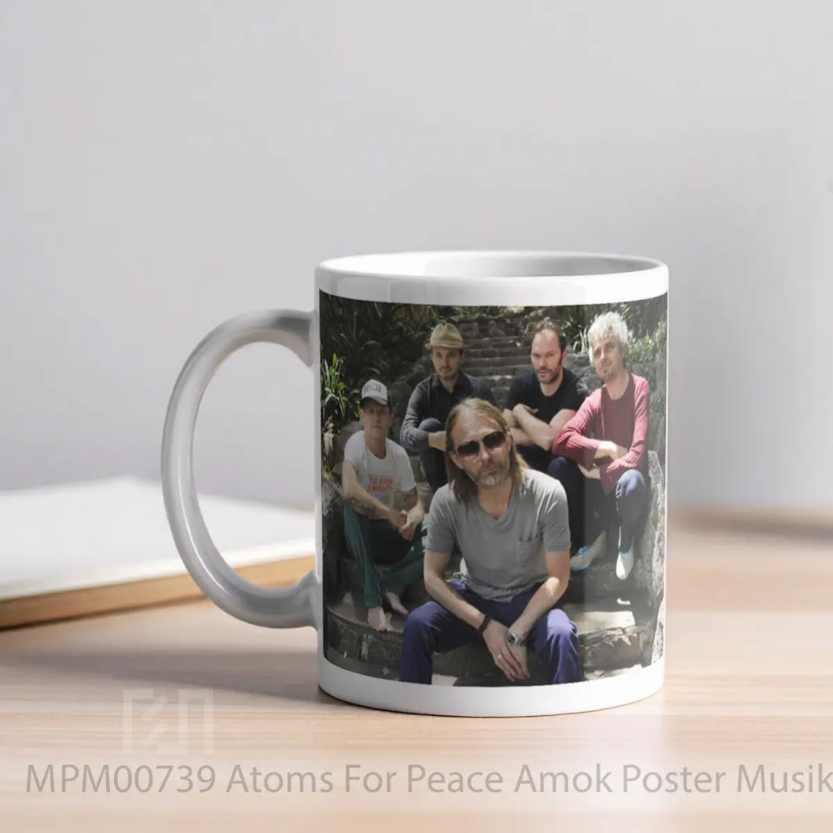 Mug Atoms For Peace Amok MPM00739 - All-side / Desain