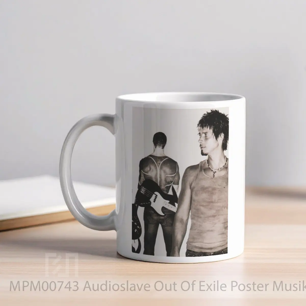 Mug Audioslave Out Of Exile MPM00743 - All-side / Desain
