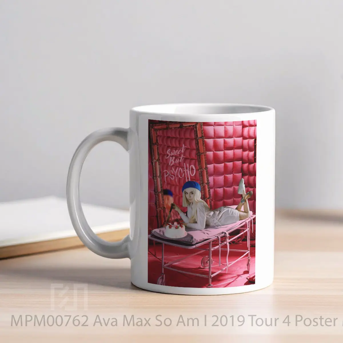 Mug Ava Max So Am I 2019 Tour 4 MPM00762 - All-side / Desain