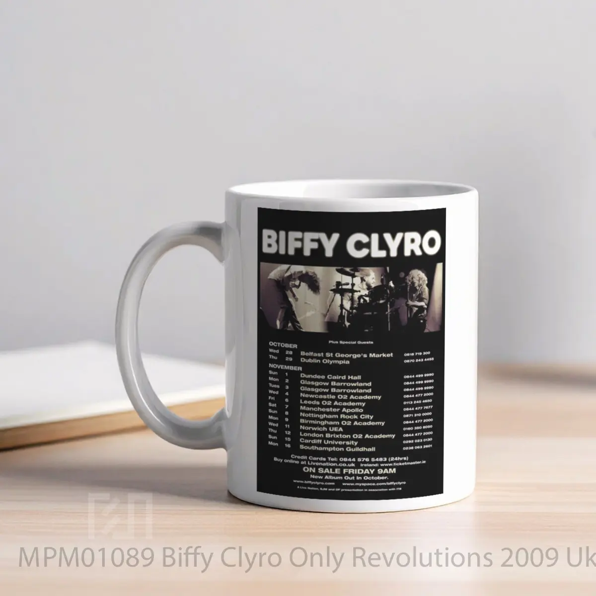 Mug Biffy Clyro Only Revolutions 2009 Uk Ireland Tour MPM01089 - All-side / Desain