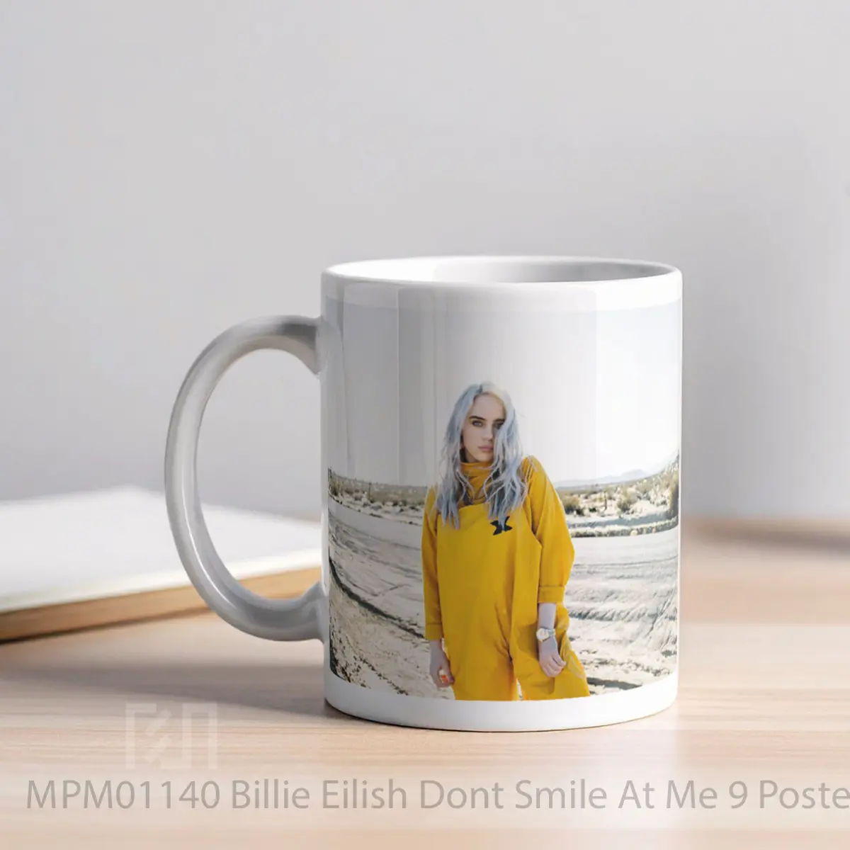 Mug Billie Eilish Dont Smile At Me 9 MPM01140 - All-side / Desain