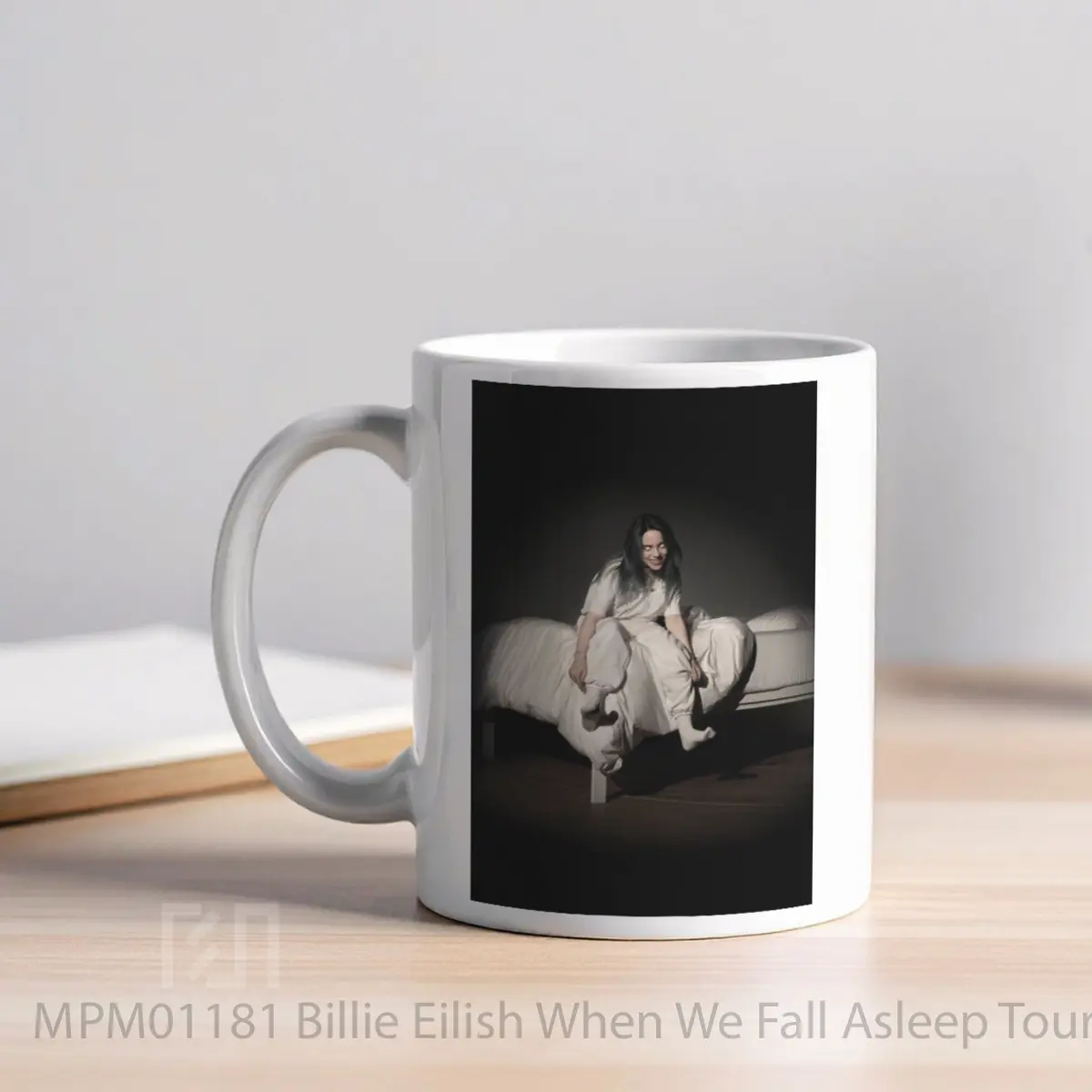 Mug Billie Eilish When We Fall Asleep Tour 2019 MPM01181 - All-side / Desain