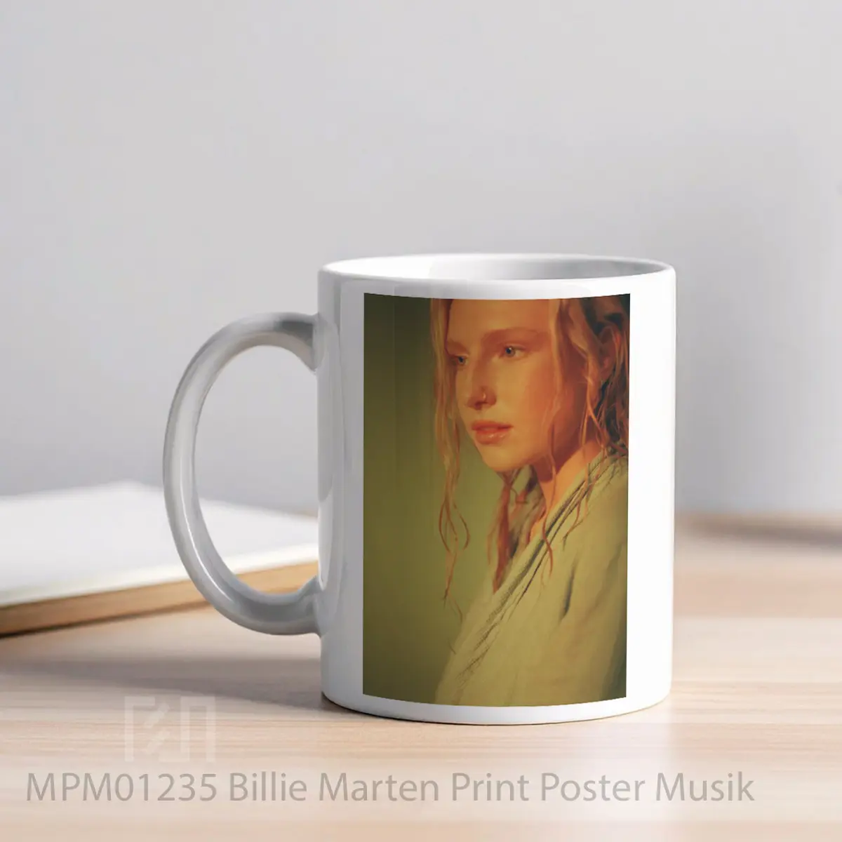 Mug Billie Marten Print MPM01235 - All-side / Desain