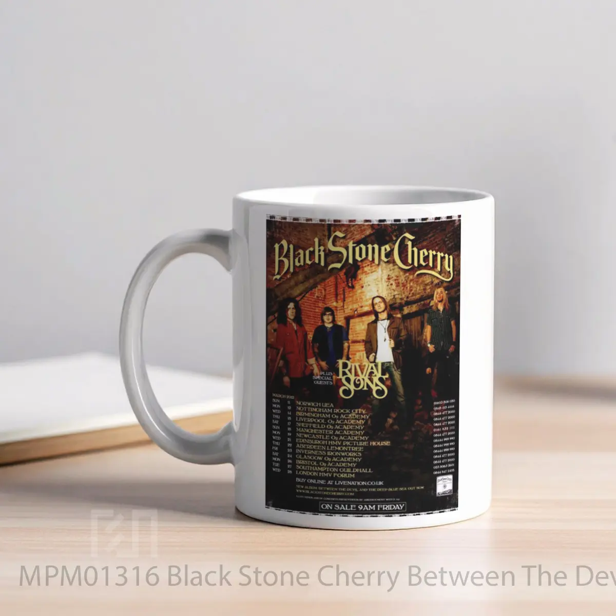 Mug Black Stone Cherry Between The Devil 2012 Uk Tour MPM01316 - All-side / Desain