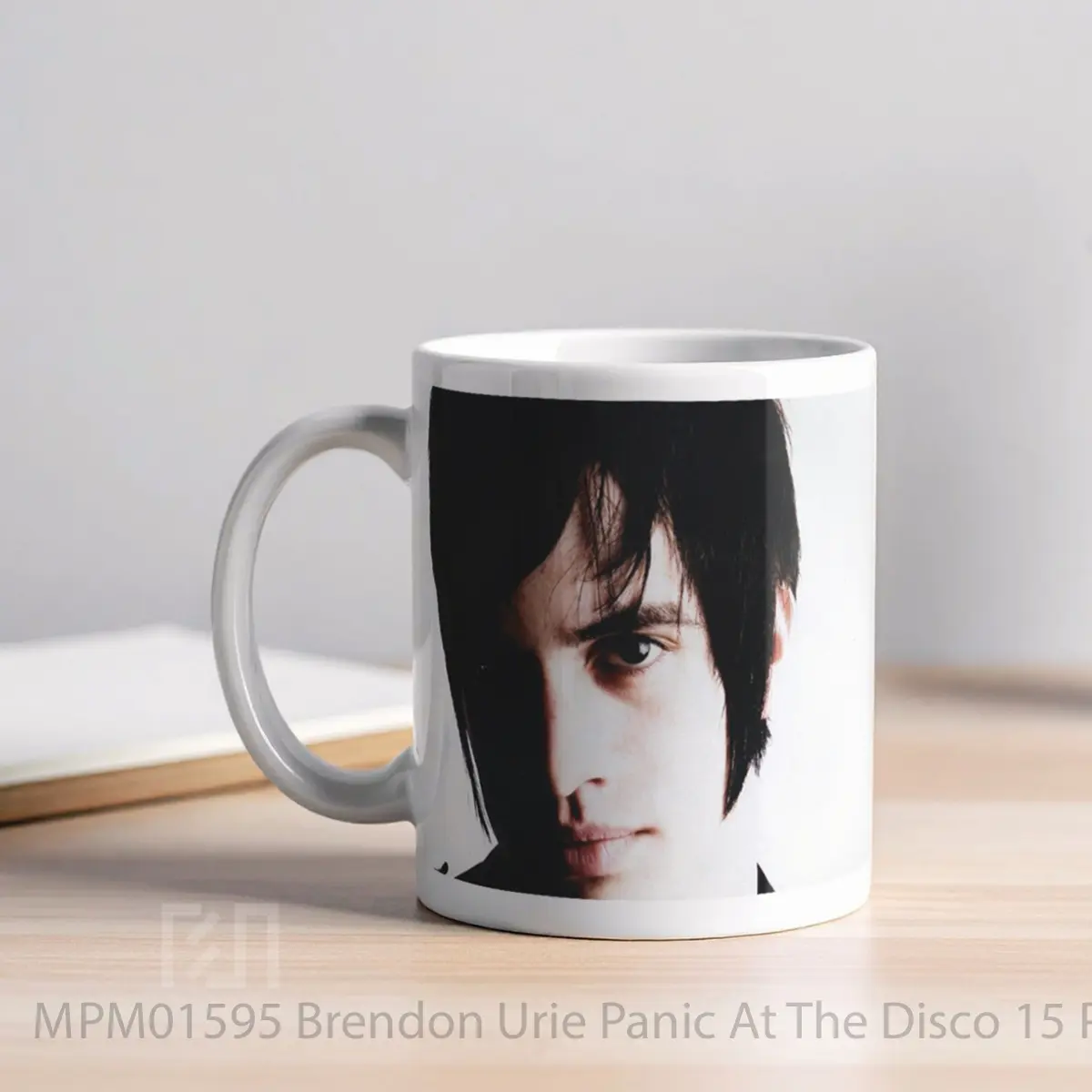 Mug Brendon Urie Panic At The Disco 15 MPM01595 - All-side / Desain