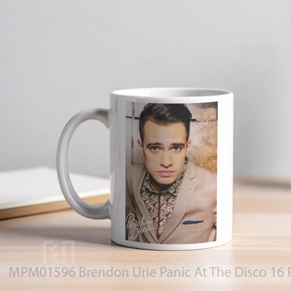 Mug Brendon Urie Panic At The Disco 16 MPM01596 - All-side / Desain