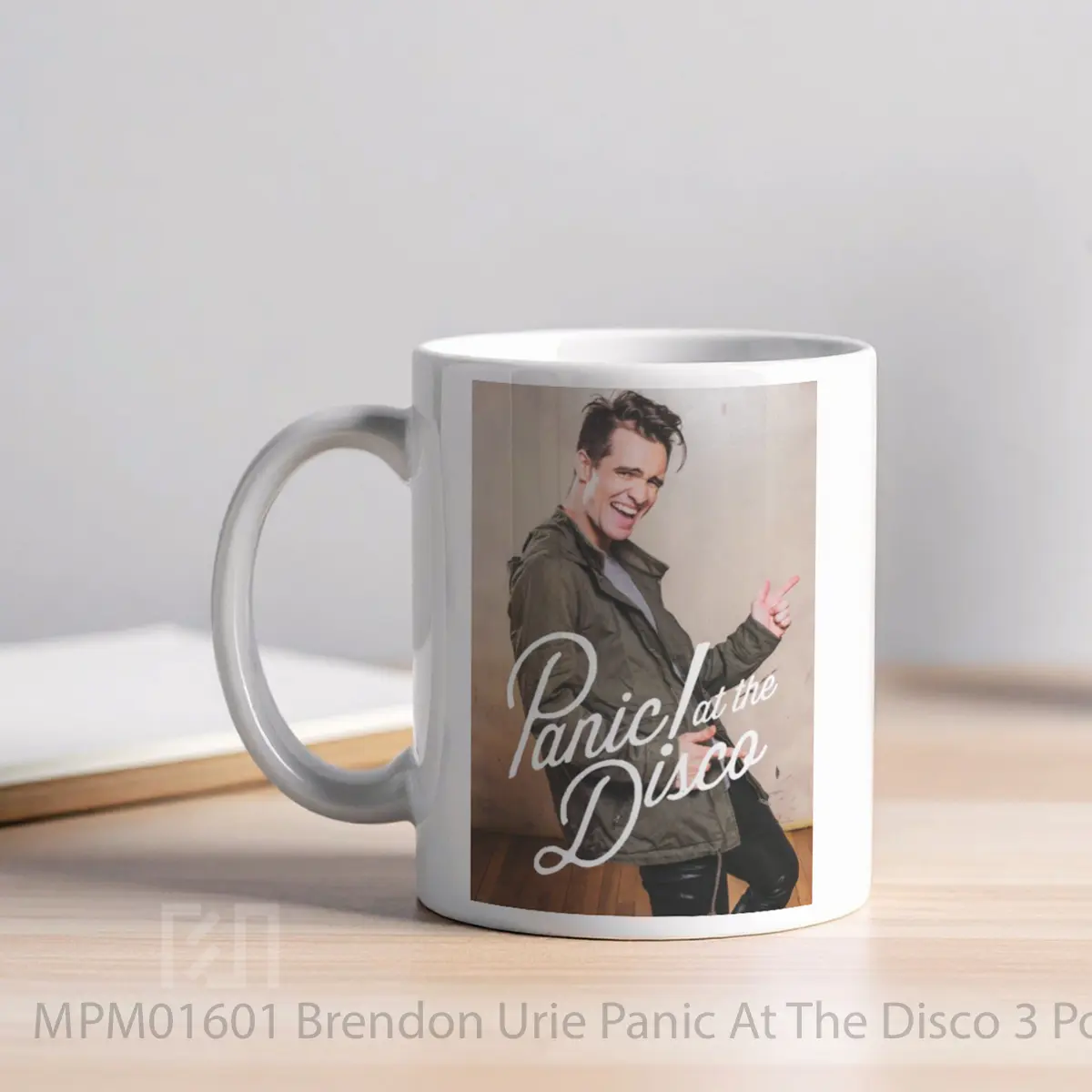 Mug Brendon Urie Panic At The Disco 3 MPM01601 - All-side / Desain