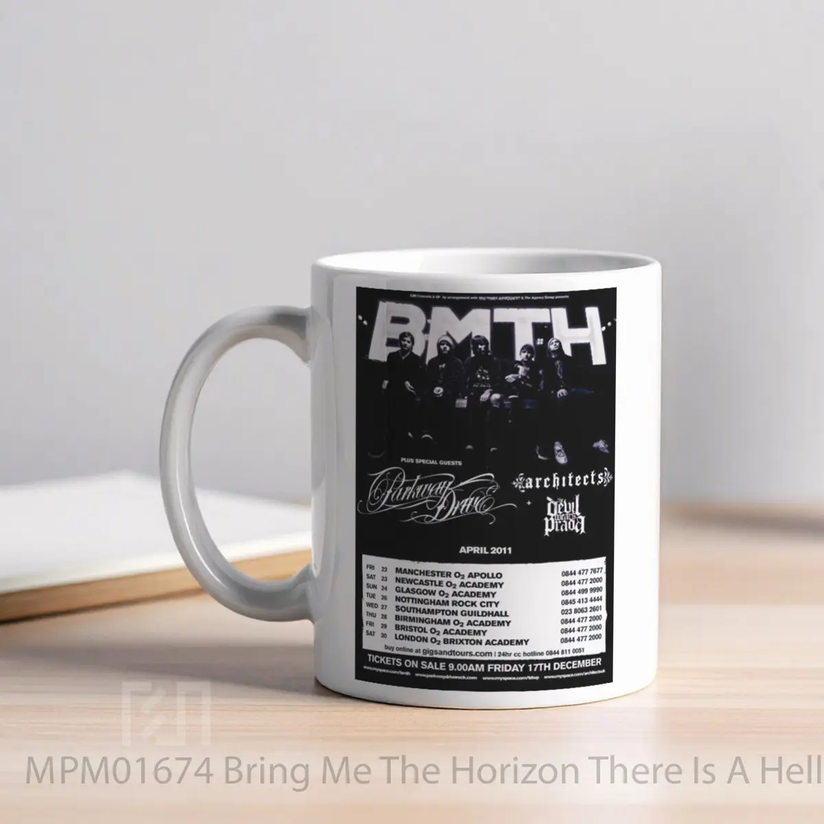 Mug Bring Me The Horizon There Is A Hell Uk Tour 2011 MPM01674 - All-side / Desain