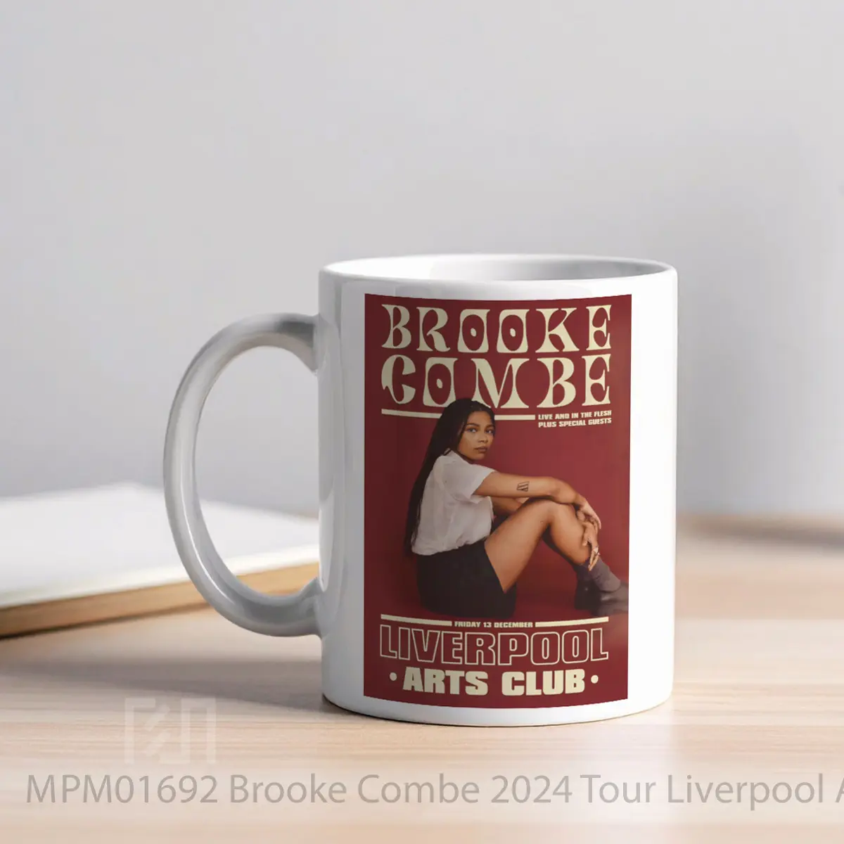 Mug Brooke Combe 2024 Tour Liverpool Arts Club MPM01692 - All-side / Desain