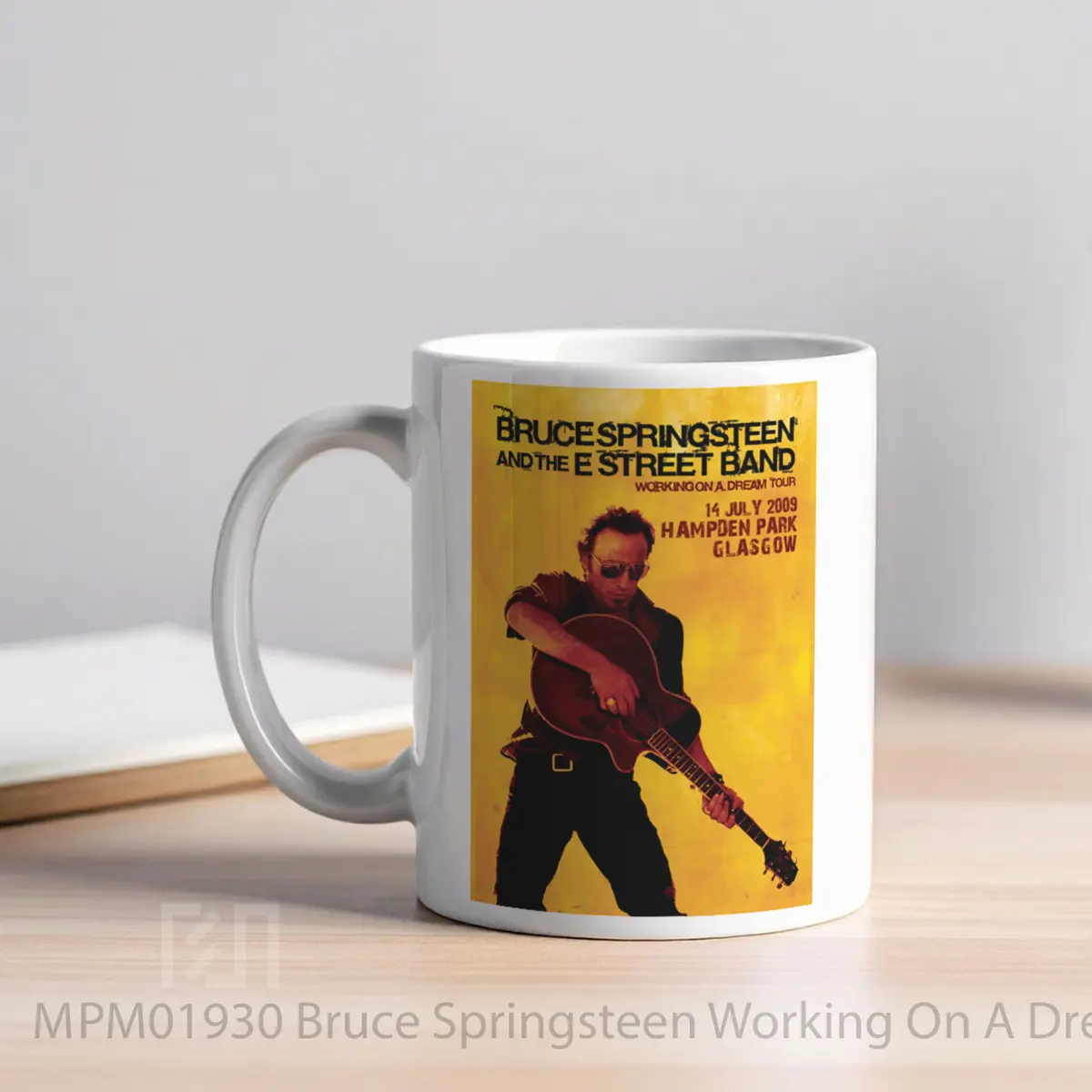 Mug Bruce Springsteen Working On A Dream Tour 2009 Glasgow Hampden Park MPM01930 - All-side / Desain