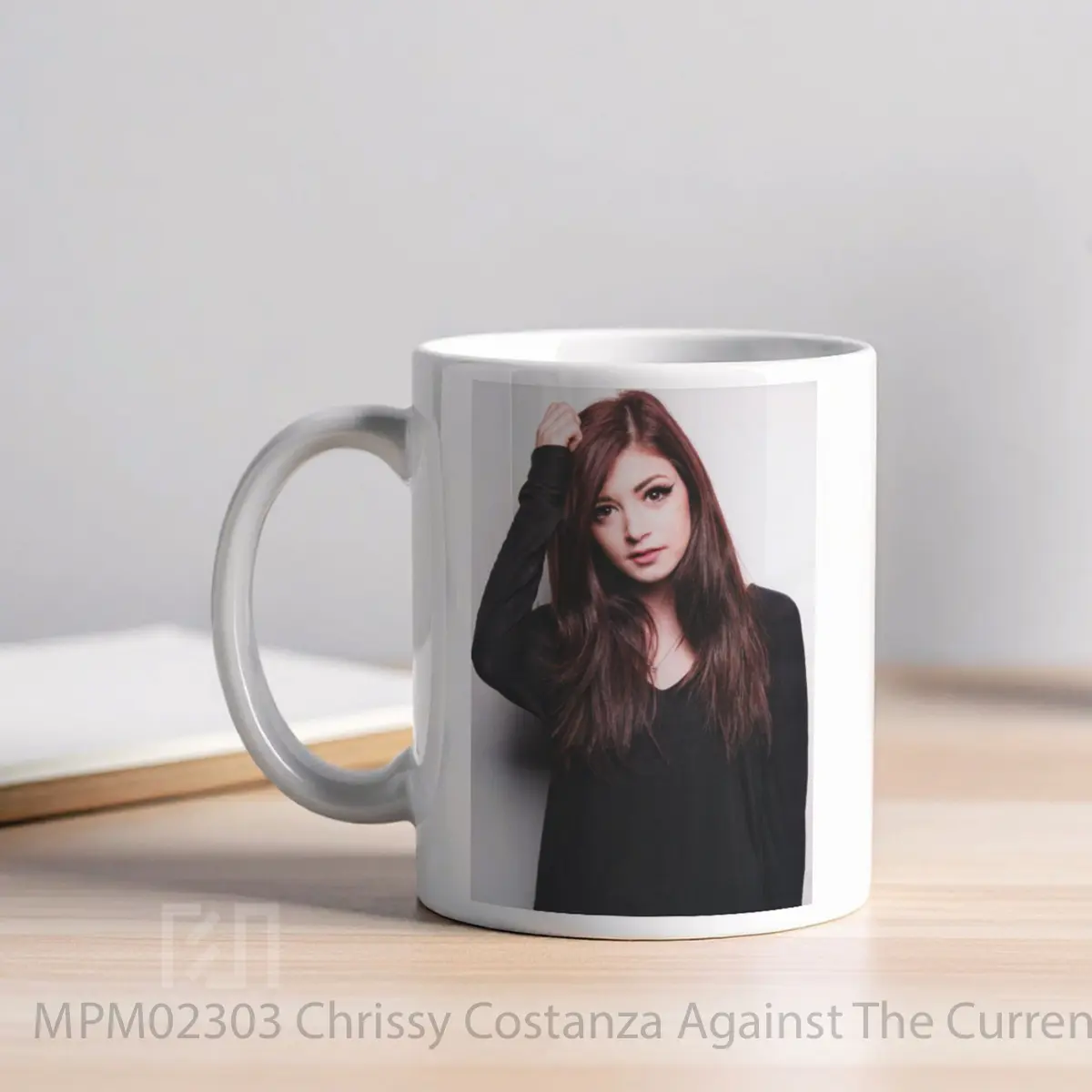 Mug Chrissy Costanza Against The Current 1 MPM02303 - All-side / Desain