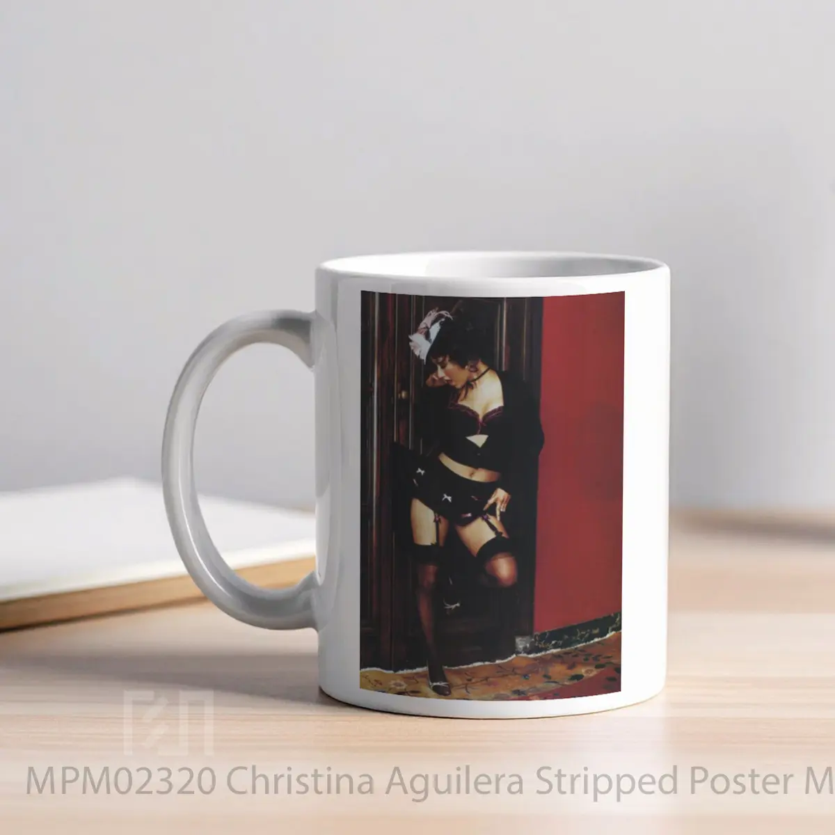 Mug Christina Aguilera Stripped MPM02320 - All-side / Desain