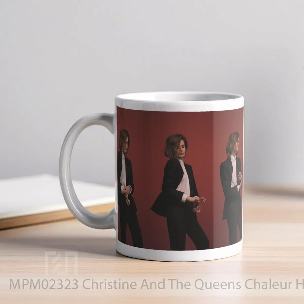 Mug Christine And The Queens Chaleur Humaine 2 MPM02323 - All-side / Desain