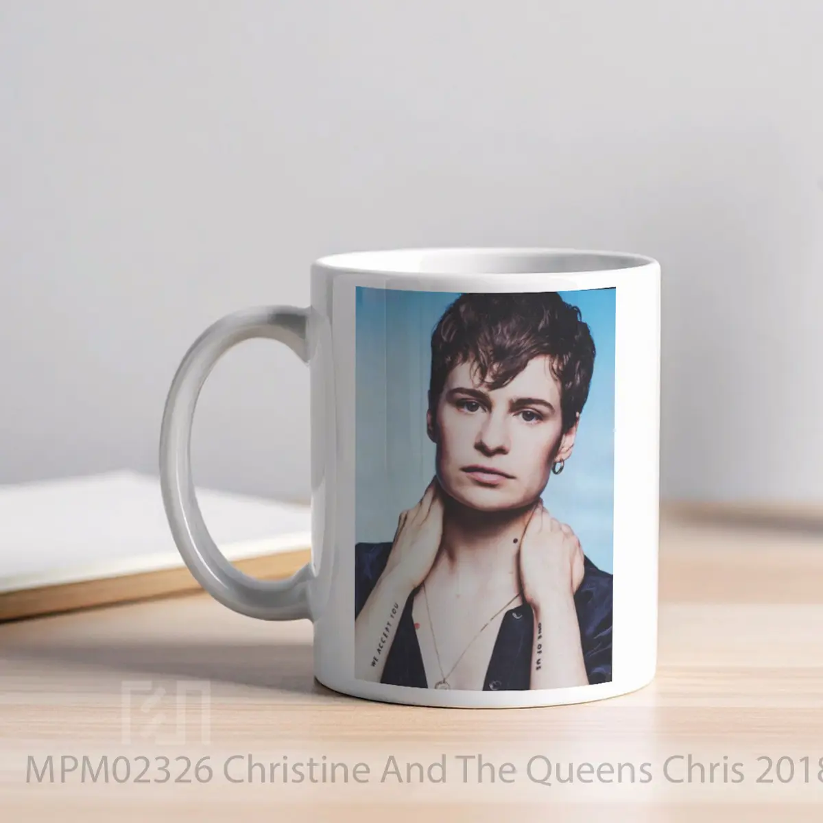 Mug Christine And The Queens Chris 2018 Tour MPM02326 - All-side / Desain