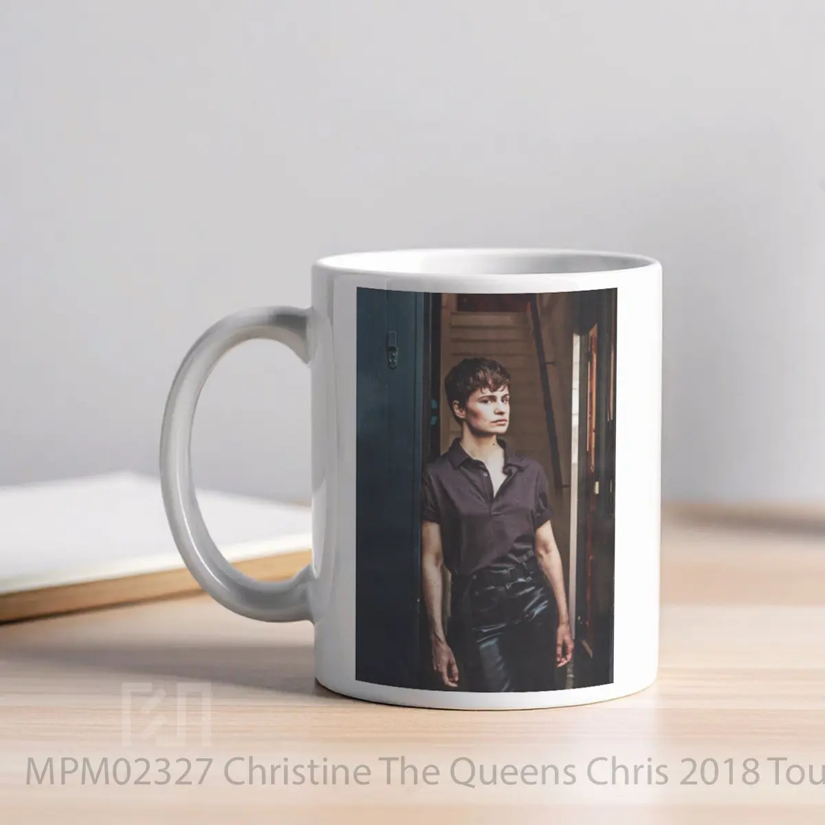 Mug Christine The Queens Chris 2018 Tour MPM02327 - All-side / Desain