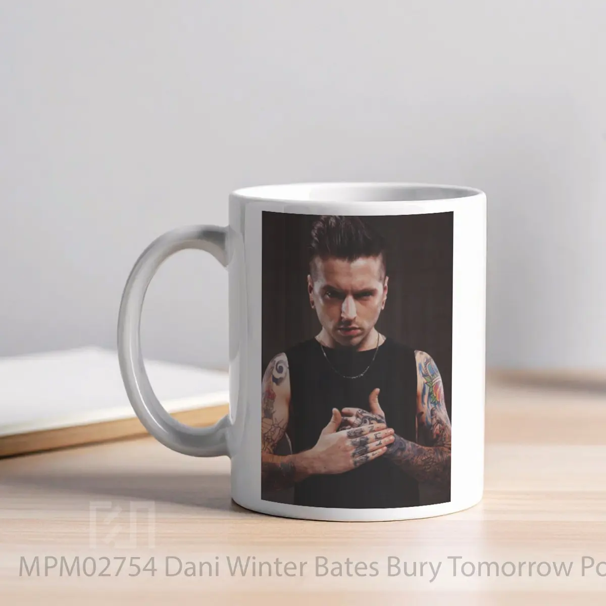 Mug Dani Winter Bates Bury Tomorrow MPM02754 - All-side / Desain