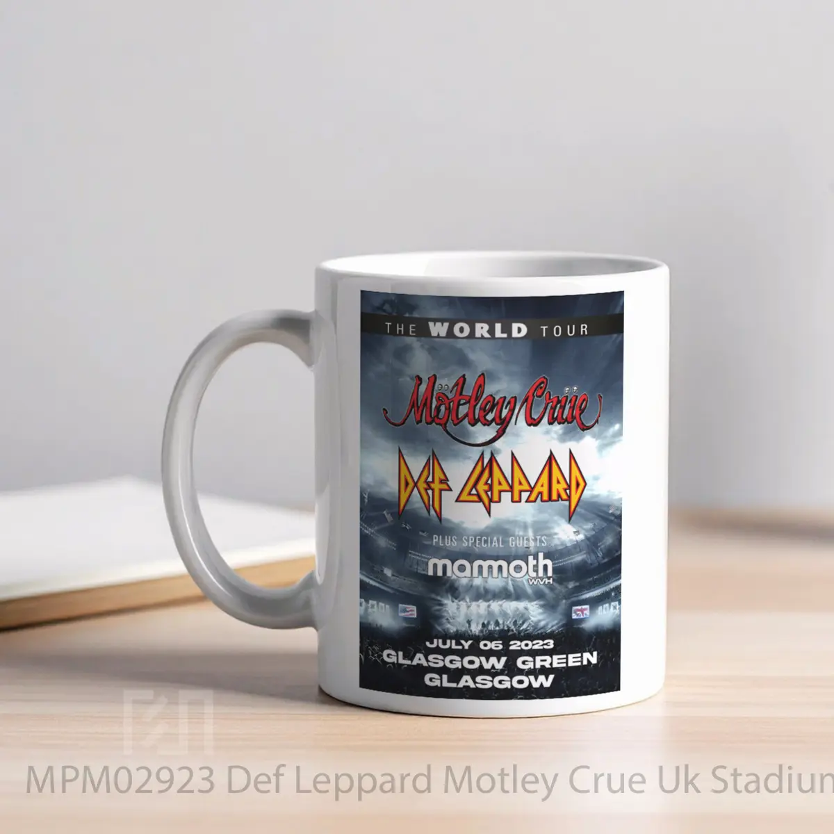 Mug Def Leppard Motley Crue Uk Stadium Tour 2023 Glasgow MPM02923 - All-side / Desain