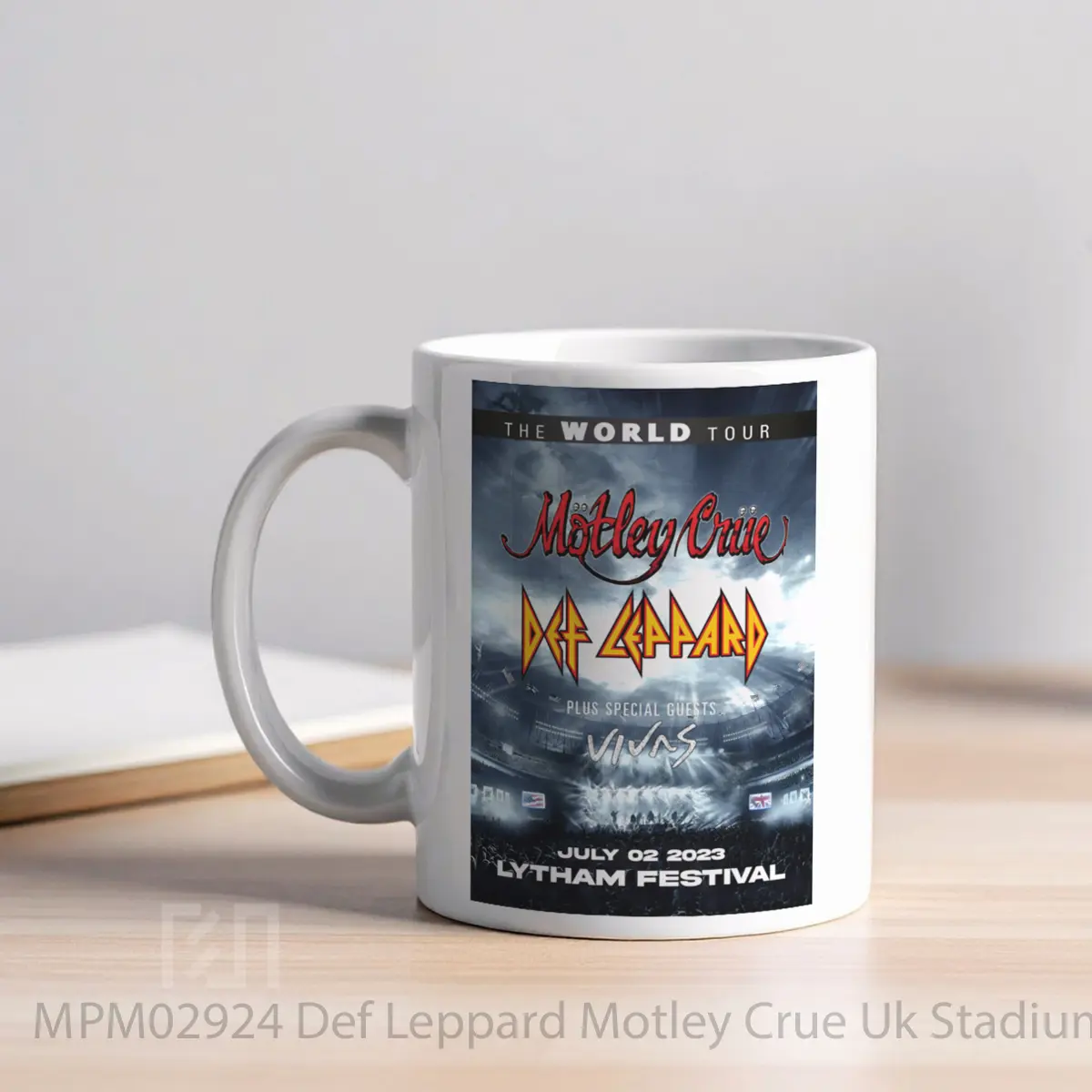 Mug Def Leppard Motley Crue Uk Stadium Tour 2023 Lytham MPM02924 - All-side / Desain