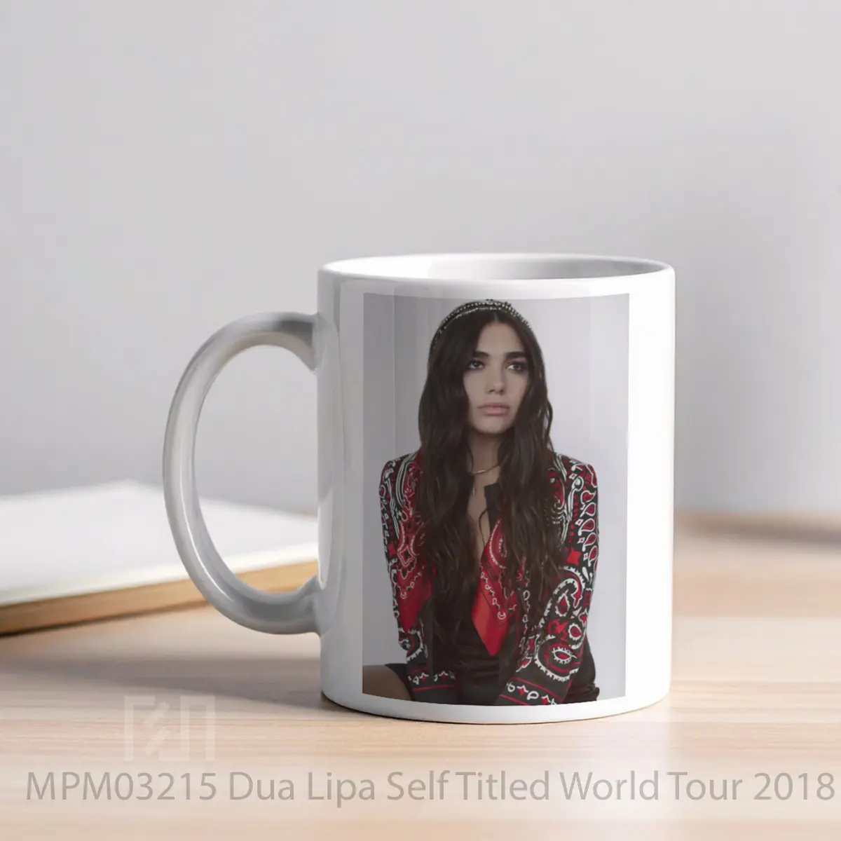 Mug Dua Lipa Self Titled World Tour 2018 5 MPM03215 - All-side / Desain