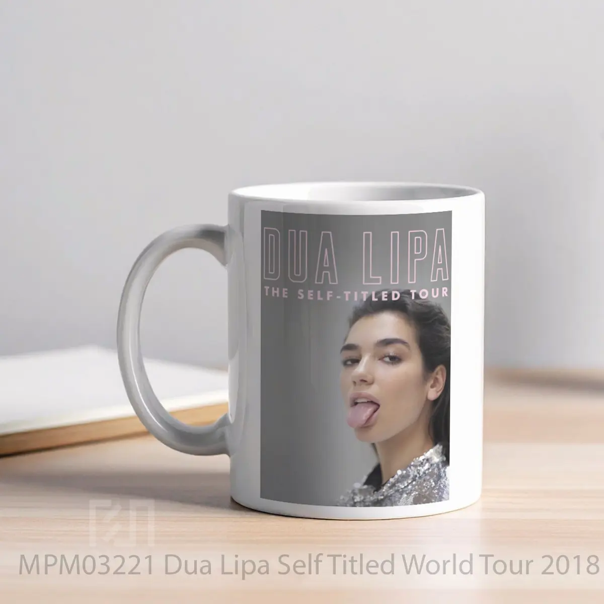 Mug Dua Lipa Self Titled World Tour 2018 MPM03221 - All-side / Desain