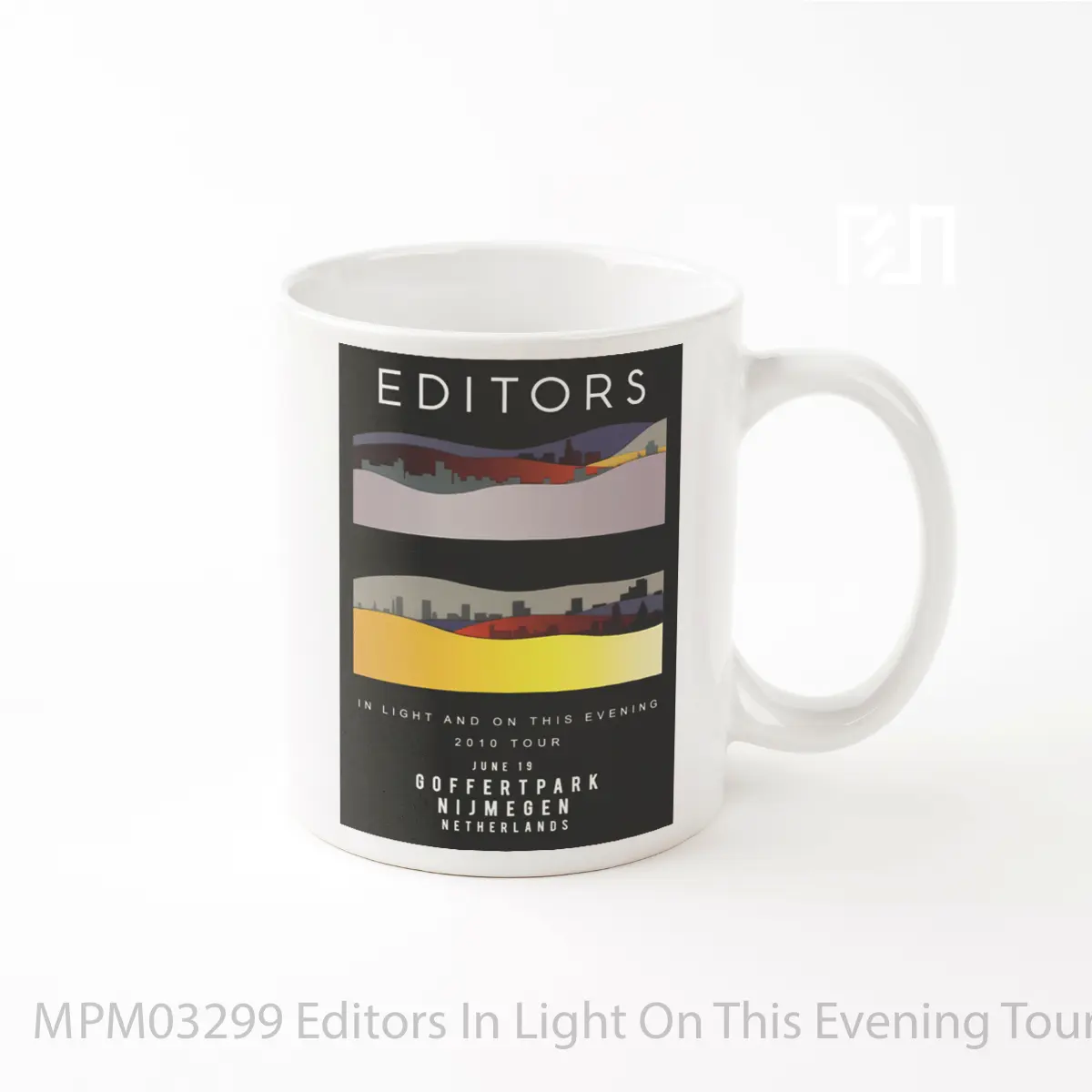 Mug Editors In Light On This Evening Tour 2010 MPM03299