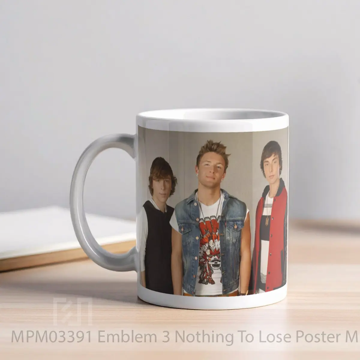 Mug Emblem 3 Nothing To Lose MPM03391 - All-side / Desain