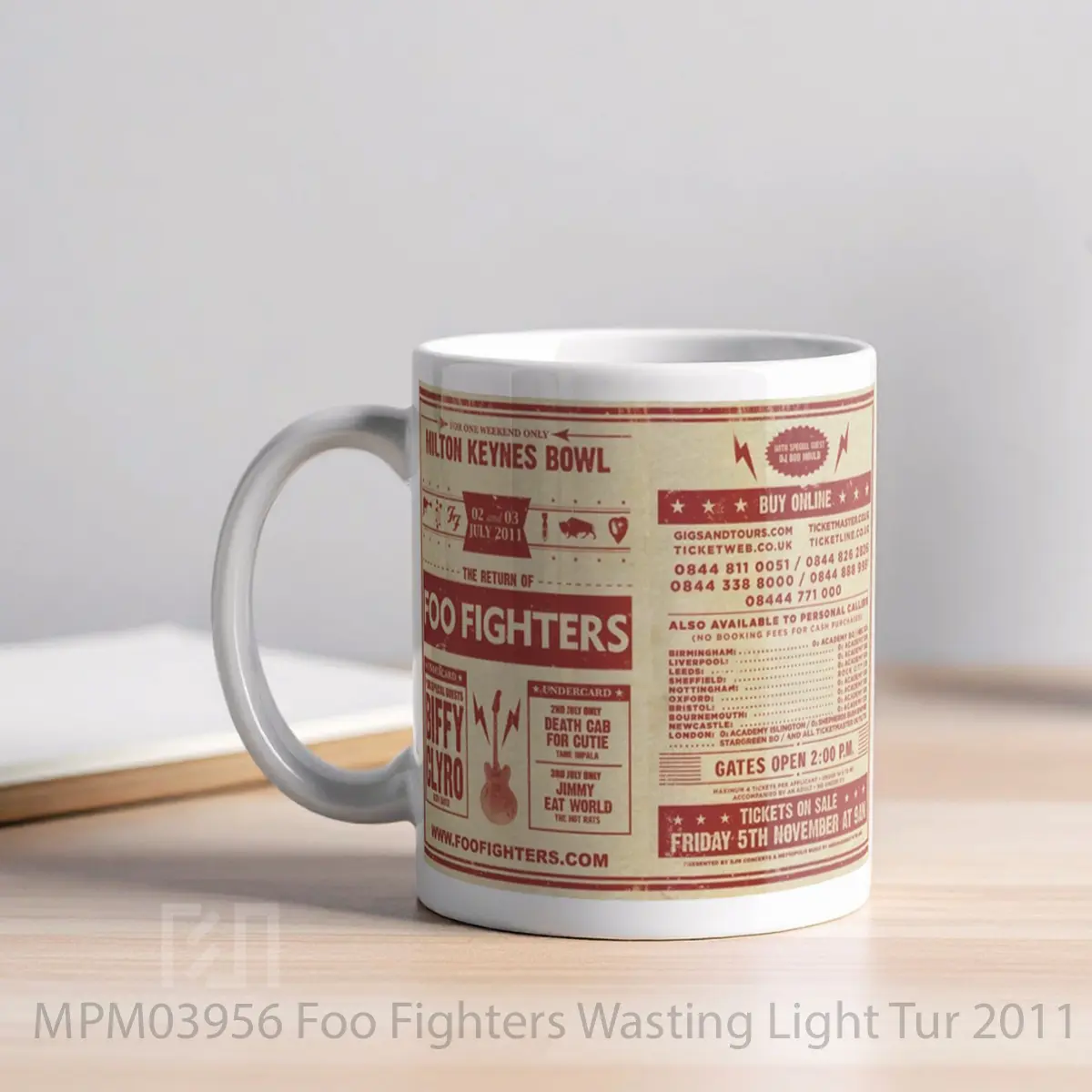 Mug Foo Fighters Wasting Light Tur 2011 Milton Keynes MPM03956 - All-side / Desain
