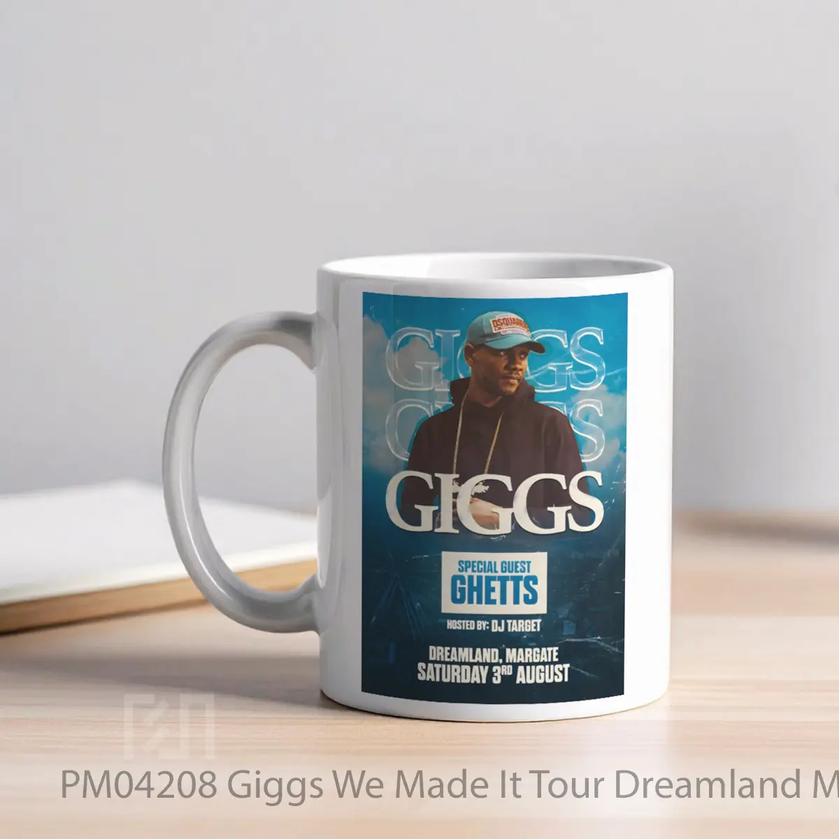 Mug Giggs We Made It Tour Dreamland Margate 3 August 2024 MPM04208 - All-side / Desain