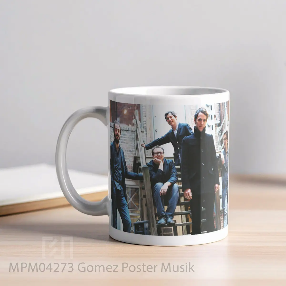 Mug Gomez Poster MPM04273 - All-side / Desain