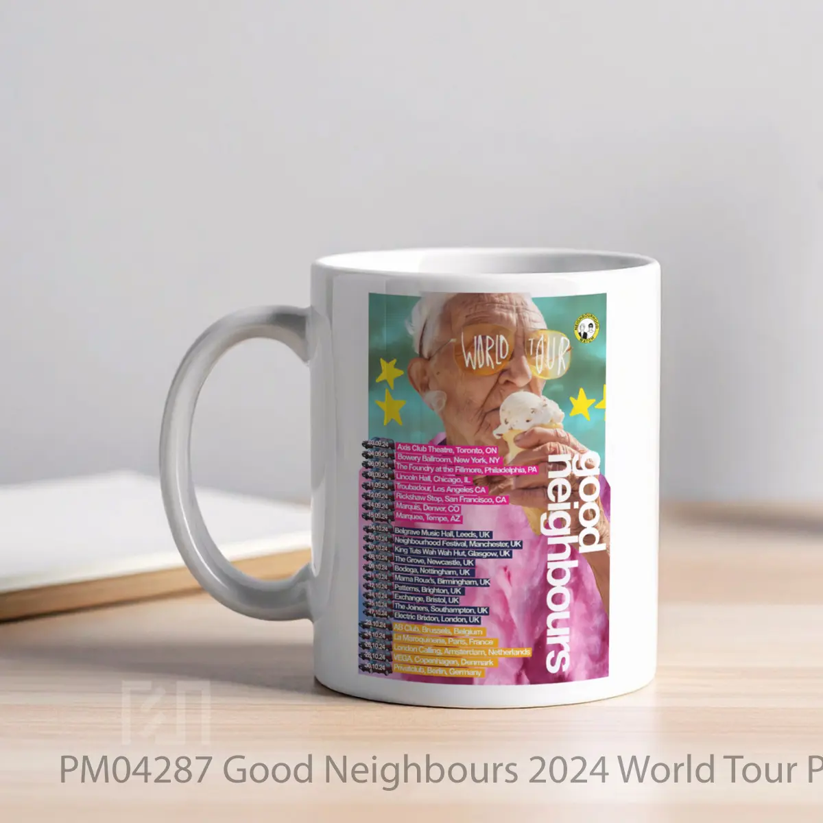 Mug Good Neighbours 2024 World Tour MPM04287 - All-side / Desain