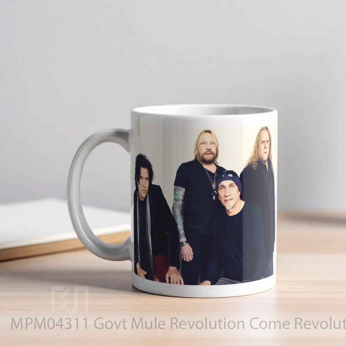 Mug Govt Mule Revolution Come Revolution Go 2019 Tour 1 MPM04311 - All-side / Desain