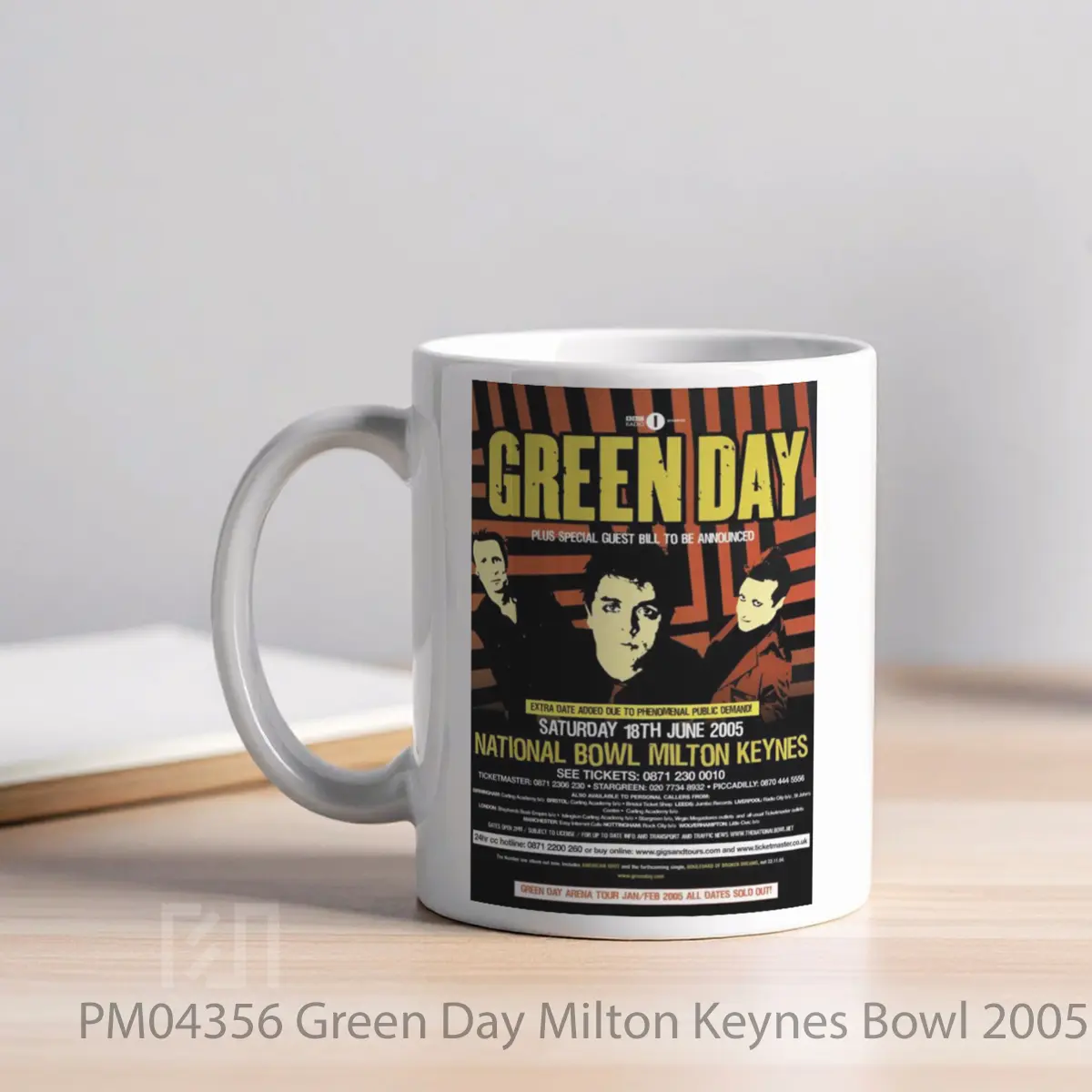 Mug Green Day Milton Keynes Bowl 2005 MPM04356 - All-side / Desain
